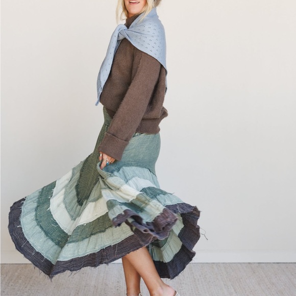 *FINAL SALE THRU 1/30* Oli & Hali Bohemia Bloom Skirt w/ pockets! NWOT - Picture 3 of 3